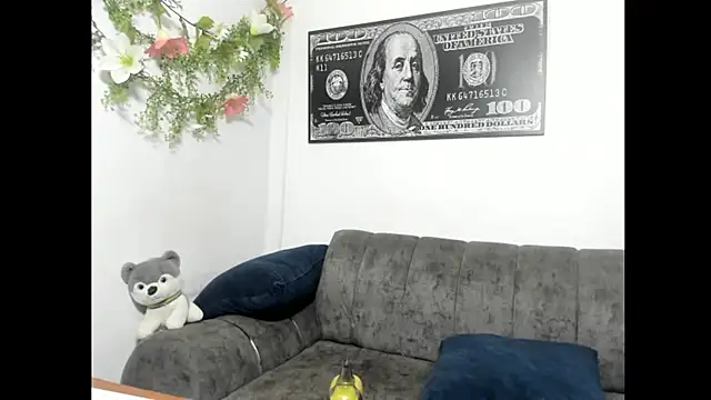 Snapshot of carl_jhonson821 chatting on 11-13-25, 06:56 carl jhonson821 online show from 11-13-25, 06:56