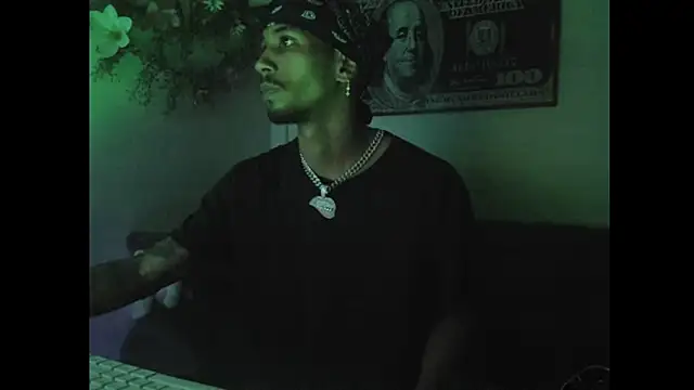 Snapshot of carl_jhonson821 chatting on 11-14-25, 07:07 carl jhonson821 online show from 11-14-25, 07:07