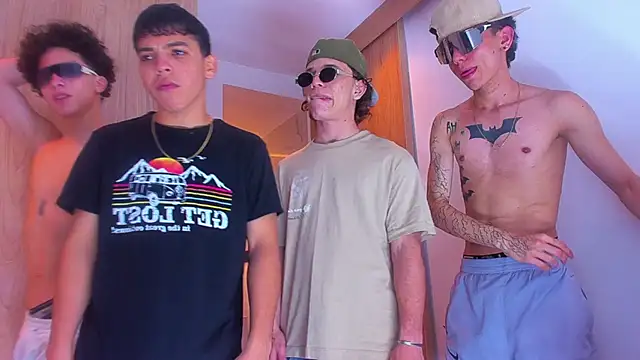 Latin White Boys online show from 09-15-25, 06:02