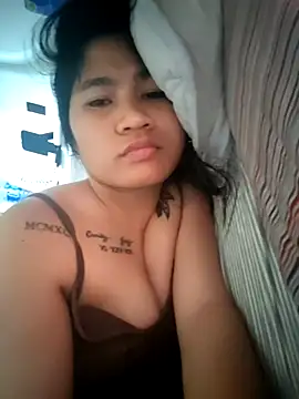 Snapshot of chandice30 chatting on 04-05-26, 06:32 chandice30 online show from 04-05-26, 06:32