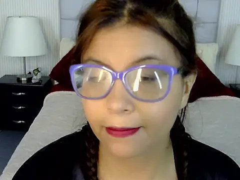 Amber Rouge  online show from 10-01-25, 12:33