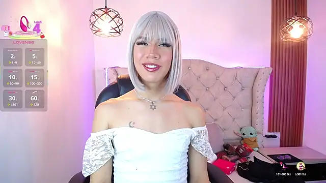 Eva Walker  online show from 02-07-26, 05:22