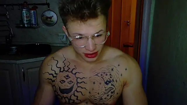 Snapshot of James__Noah chatting on 09-25-25, 09:18 James Noah online show from 09-25-25, 09:18