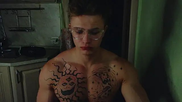 Snapshot of James__Noah chatting on 09-29-25, 09:08 James Noah online show from 09-29-25, 09:08