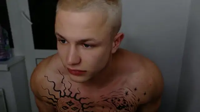 Snapshot of James__Noah chatting on 10-07-25, 11:24 James Noah online show from 10-07-25, 11:24