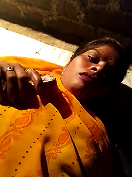 Miss keerti online show from 09-11-25, 02:39
