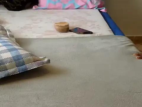 Snapshot of Playroom_queen chatting on 10-04-25, 07:50 Playroom queen online show from 10-04-25, 07:50