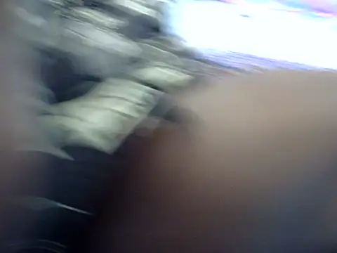 Snapshot of Playroom_queen chatting on 10-16-25, 06:03 Playroom queen online show from 10-16-25, 06:03