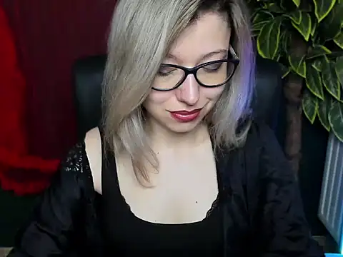 loveHeidi online show from 04-30-26, 04:30