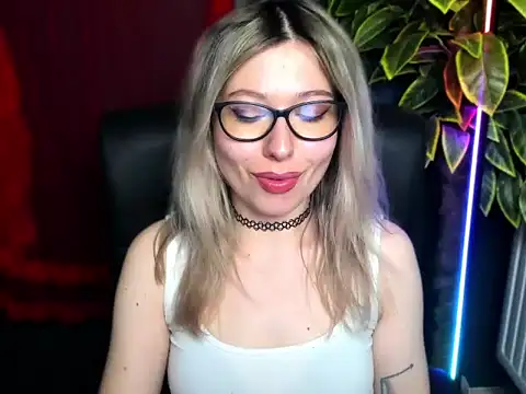 loveHeidi online show from 05-14-26, 06:42