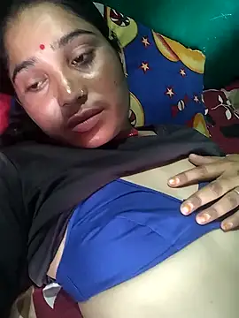 Snapshot of Hot_cupal chatting on 09-18-25, 07:21 Hot cupal online show from 09-18-25, 07:21