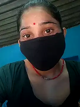 Snapshot of Hot_cupal chatting on 11-12-25, 06:36 Hot cupal online show from 11-12-25, 06:36