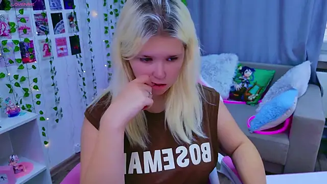 EmillyRogers online show from 09-18-25, 05:31