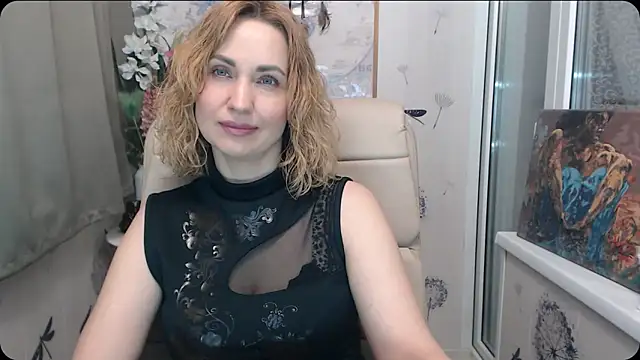 Snapshot of KatrinAlluring chatting on 01-19-26, 05:11 KatrinAlluring online show from 01-19-26, 05:11