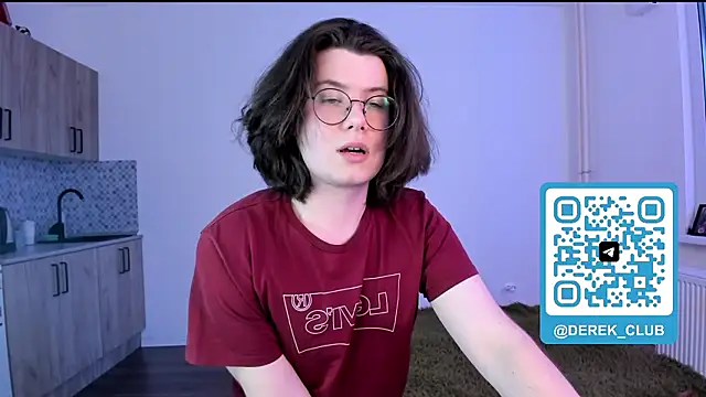 Snapshot of Derek_Shameless chatting on 03-06-26, 03:41 Derek Shameless online show from 03-06-26, 03:41