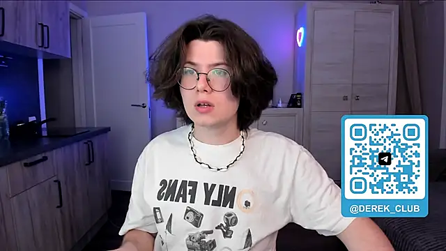 Derek Shameless online show from 05-06-26, 08:36