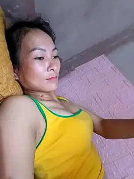 Yumyum kiw online show from 09-24-25, 07:44