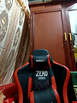 Yumyum kiw online show from 01-18-26, 10:24