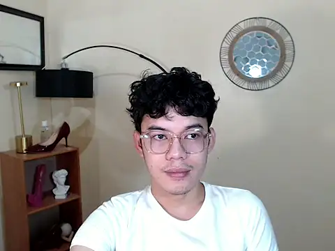 keirflorianxx online show from 09-19-25, 06:04