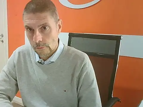 max79ve31 online show from 10-08-25, 11:52