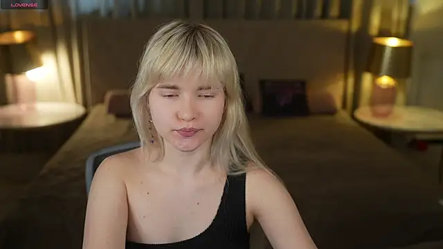 Ava kiss054 online show from 05-15-26, 02:57