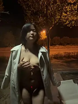 Fengbaby-555 online show from 04-18-26, 02:21