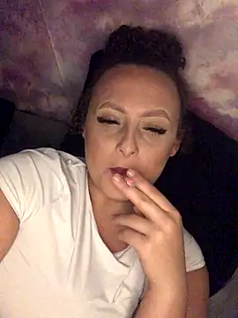 Welsh Maya19X online show from 10-02-25, 09:44