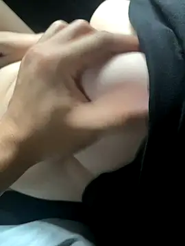 Snapshot of Newpussy_at_strip chatting on 11-04-25, 04:11 Newpussy at strip online show from 11-04-25, 04:11