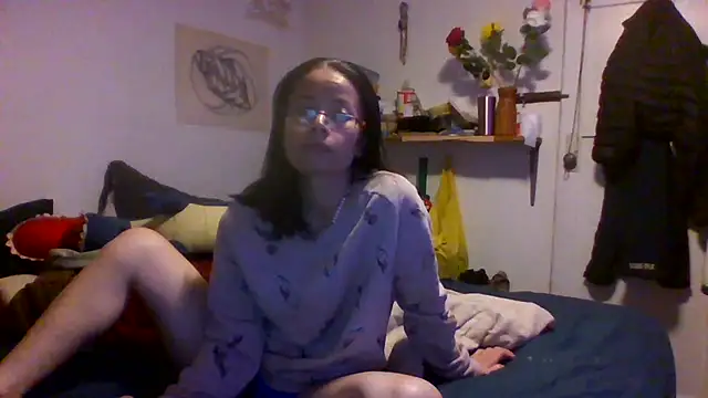 sweethanajapanese online show from 10-31-25, 12:44