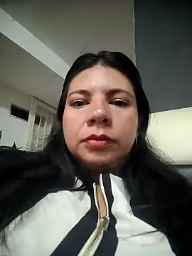 kinky momm online show from 01-14-26, 04:12