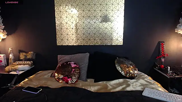 kinky momm online show from 03-21-26, 04:43