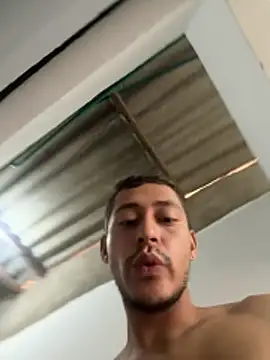 Boy hot- online show from 02-25-26, 03:43