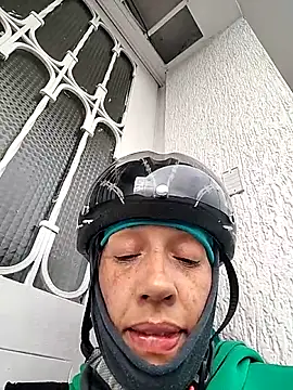 Shantey Laurent online show from 01-15-26, 12:21