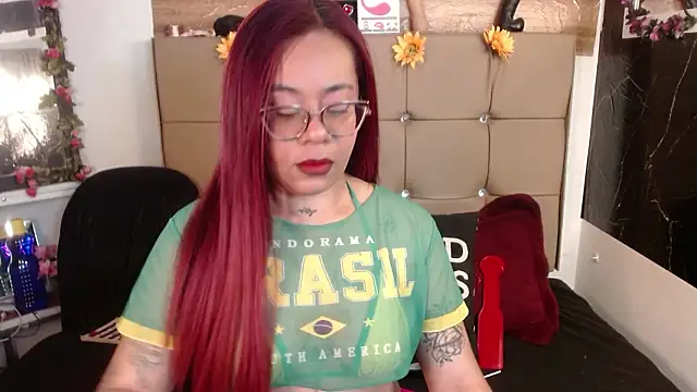 Snapshot of MIA__SPENCER chatting on 03-17-26, 02:20 MIA SPENCER online show from 03-17-26, 02:20