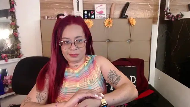 Snapshot of MIA__SPENCER chatting on 03-25-26, 08:04 MIA SPENCER online show from 03-25-26, 08:04