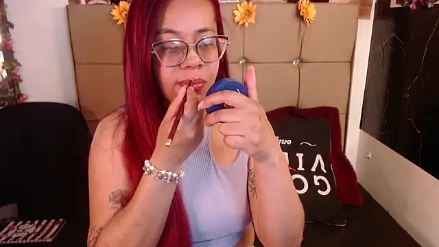 Snapshot of MIA__SPENCER chatting on 04-07-26, 06:08 MIA SPENCER online show from 04-07-26, 06:08