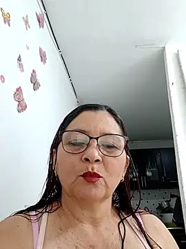 Snapshot of marfil_milf chatting on 09-19-25, 01:12 marfil milf online show from 09-19-25, 01:12