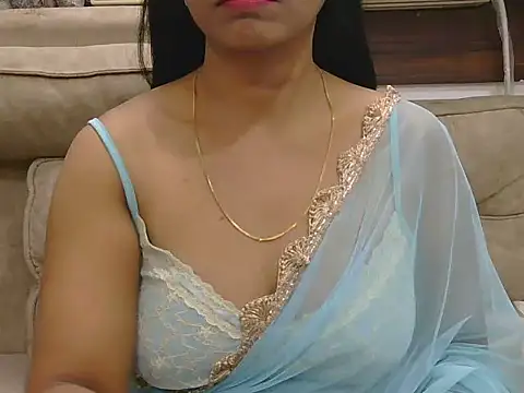 Snapshot of MISS_SOMIYA chatting on 11-17-25, 06:14 MISS SOMIYA online show from 11-17-25, 06:14