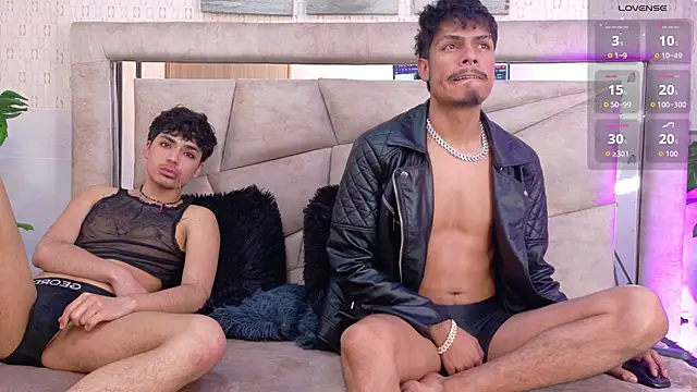 LucayLeo online show from 10-10-25, 05:06