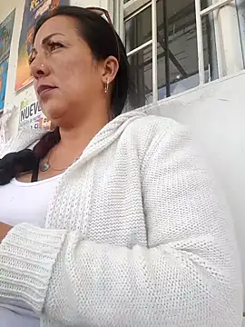 Misshot 01 online show from 10-04-25, 08:29