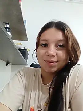 Snapshot of Shell_Latina chatting on 02-20-26, 02:17 Shell Latina online show from 02-20-26, 02:17