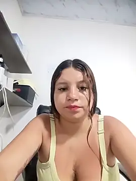 Snapshot of Shell_Latina chatting on 03-02-26, 12:34 Shell Latina online show from 03-02-26, 12:34