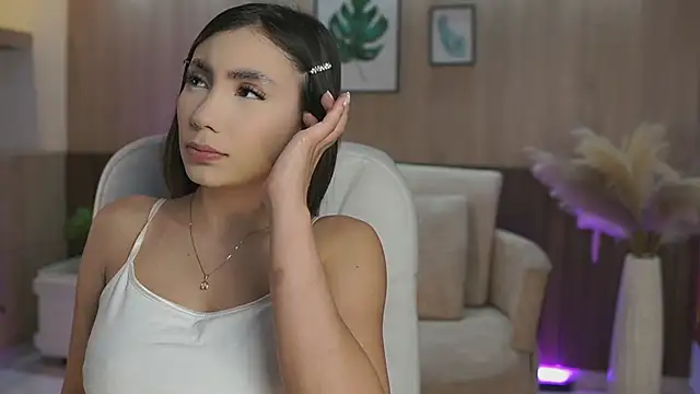 sarabelmont online show from 09-22-25, 11:56