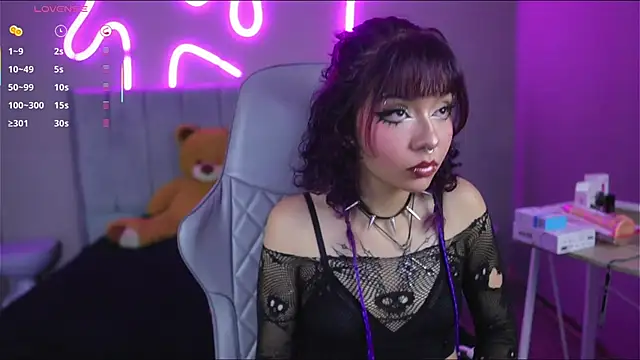 tokyo dolll online show from 09-14-25, 06:12