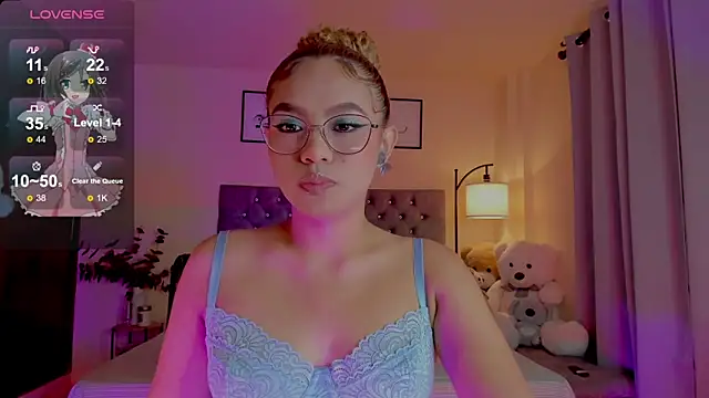 OxanaFedorova1- online show from 05-15-26, 09:11