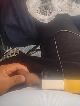 Santiagoqro85 online show from 12-03-25, 07:23