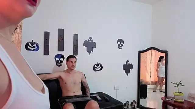 kloe-robert online show from 10-08-25, 02:14