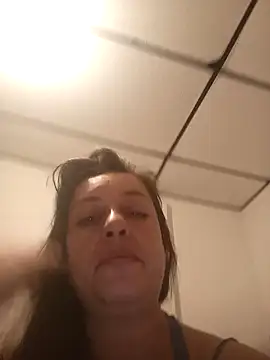 Brenda London online show from 09-19-25, 03:30