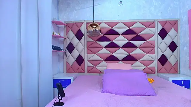 abbyrouss  online show from 09-12-25, 03:06