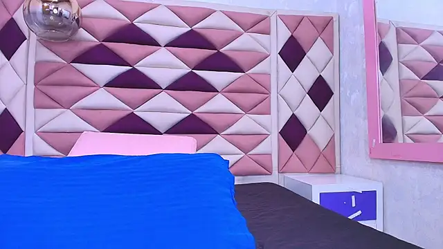 abbyrouss  online show from 09-22-25, 03:08